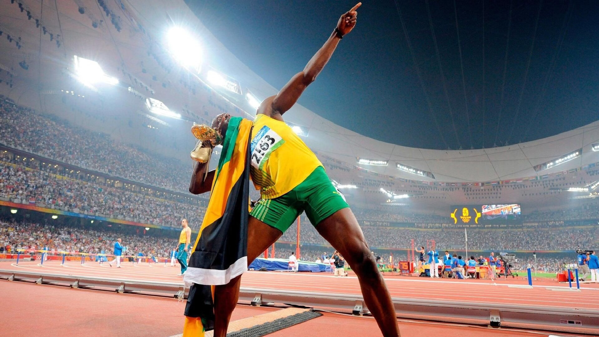 篮网末节惊魂逆转，约基奇关键先生成色十足