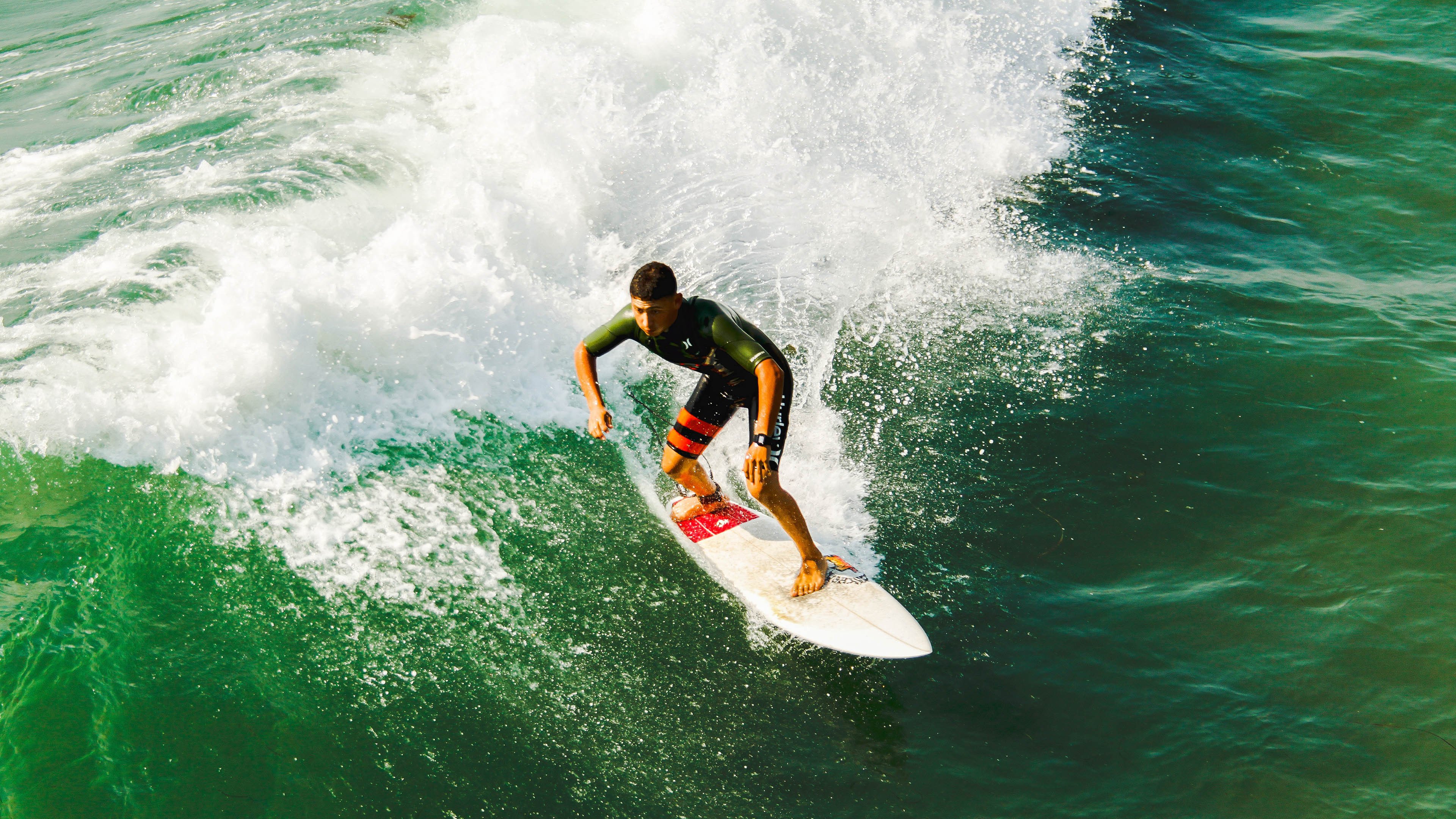 当安菲尔德遇见西决，格纳布里跨越时空的接管启示录