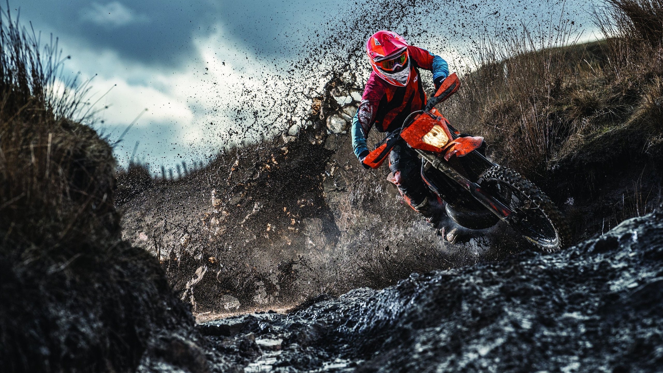 法网险胜ATP总决赛,兹维列夫状态火热背后的战术进化